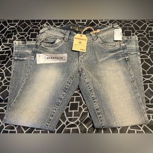 NWT!!! HYDRAULIC HIPSTER STRETCH JEANS